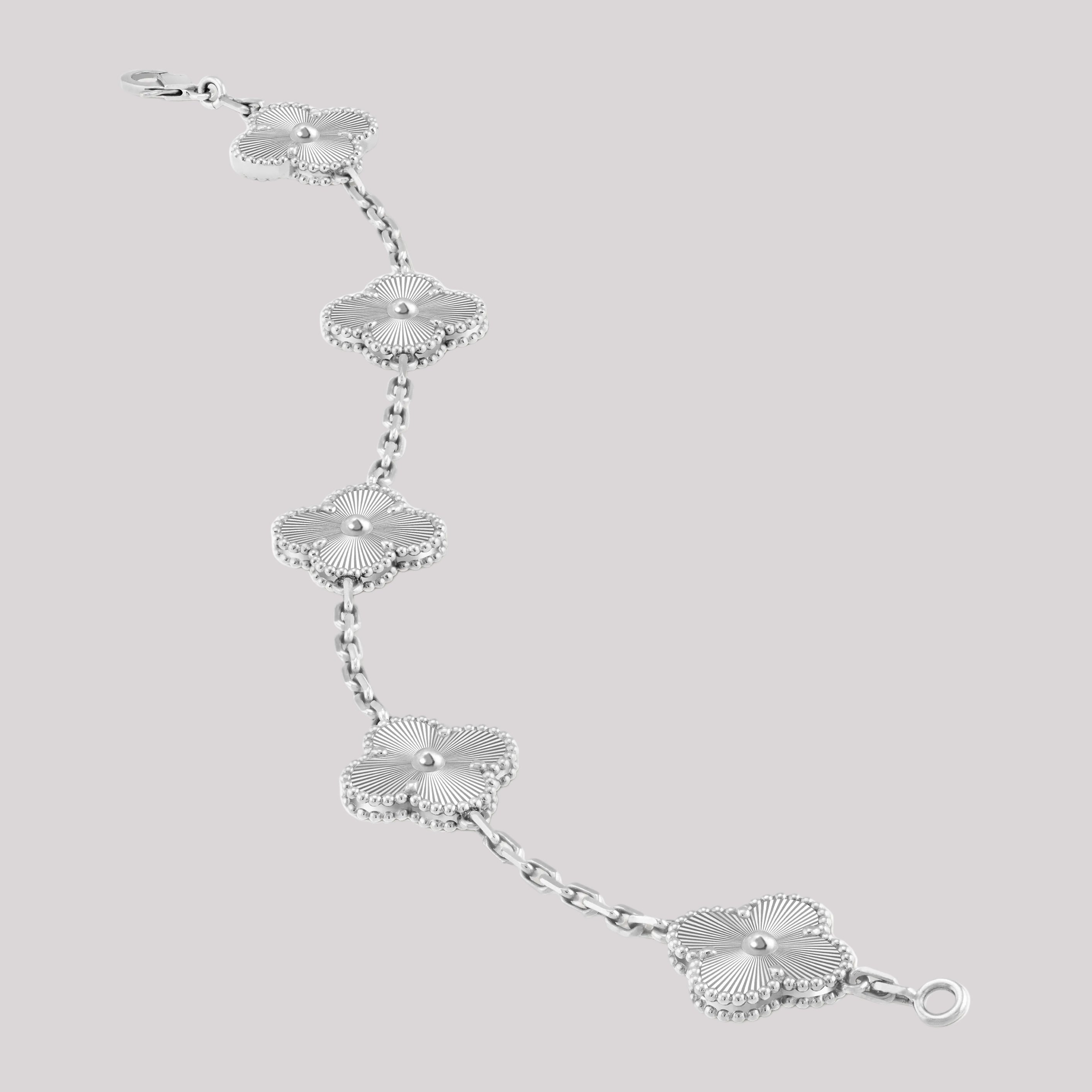 White Gold Clover Bracelet